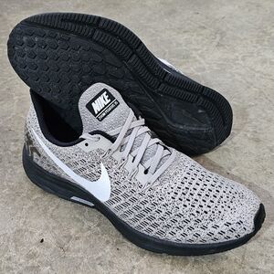 Women's Nike Zoom Pegasus 35 Running Shoes Sz 11